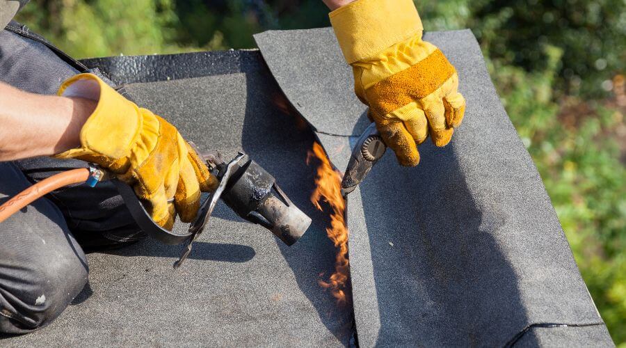 Professional residential roofers in Packwood, WA